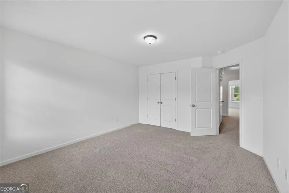 5524 Garens WAY Flowery Branch, GA 30542