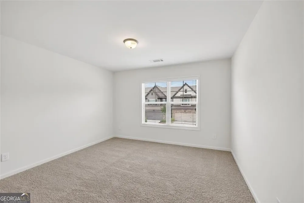 5524 Garens WAY Flowery Branch, GA 30542