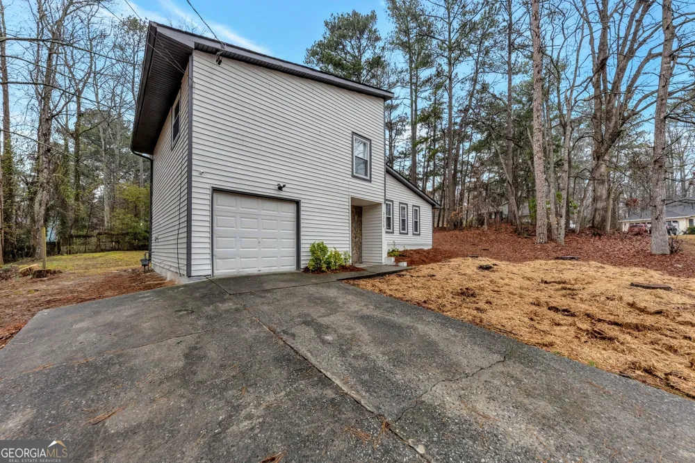 3715 Clearwater DR South Fulton, GA 30349