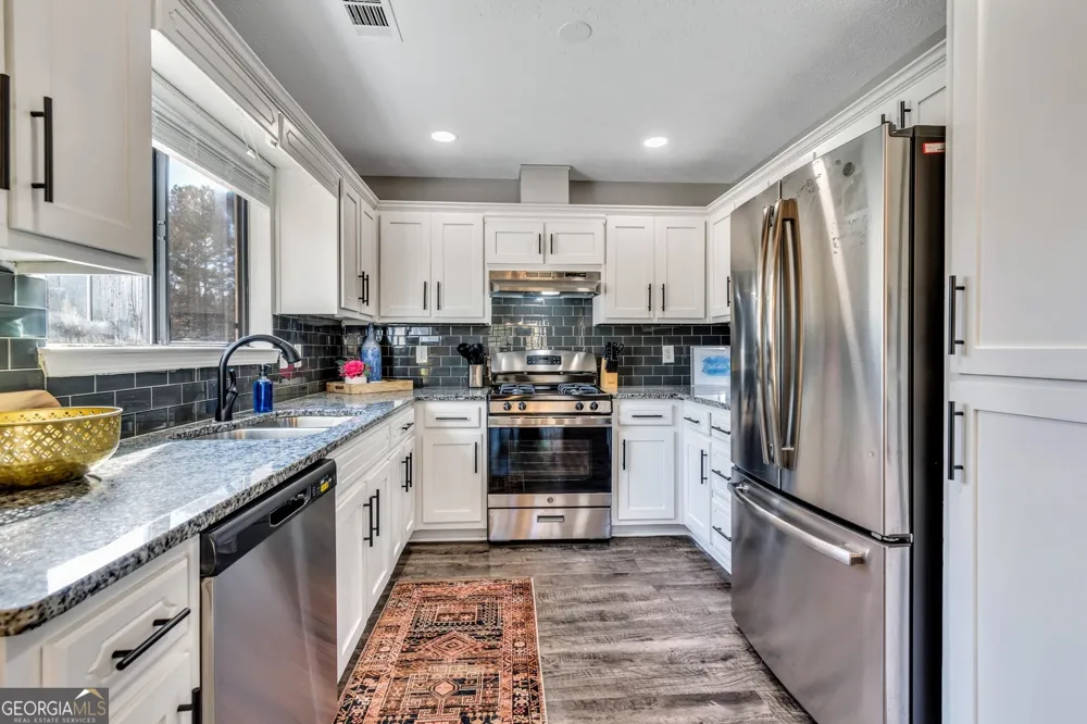 10960 Morning Dove DR Hampton, GA 30228