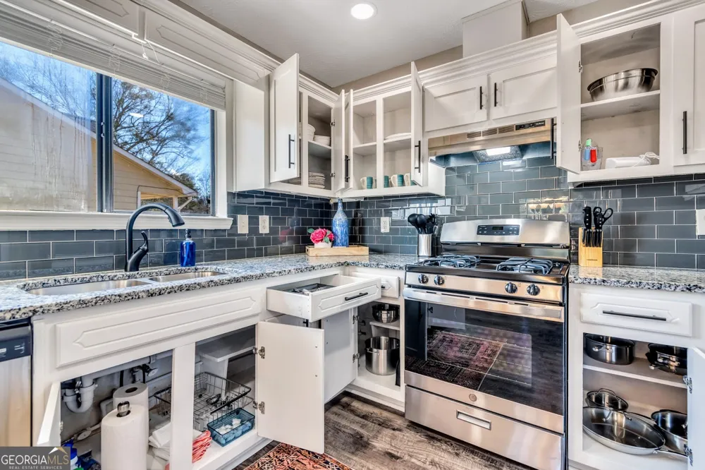 10960 Morning Dove DR Hampton, GA 30228