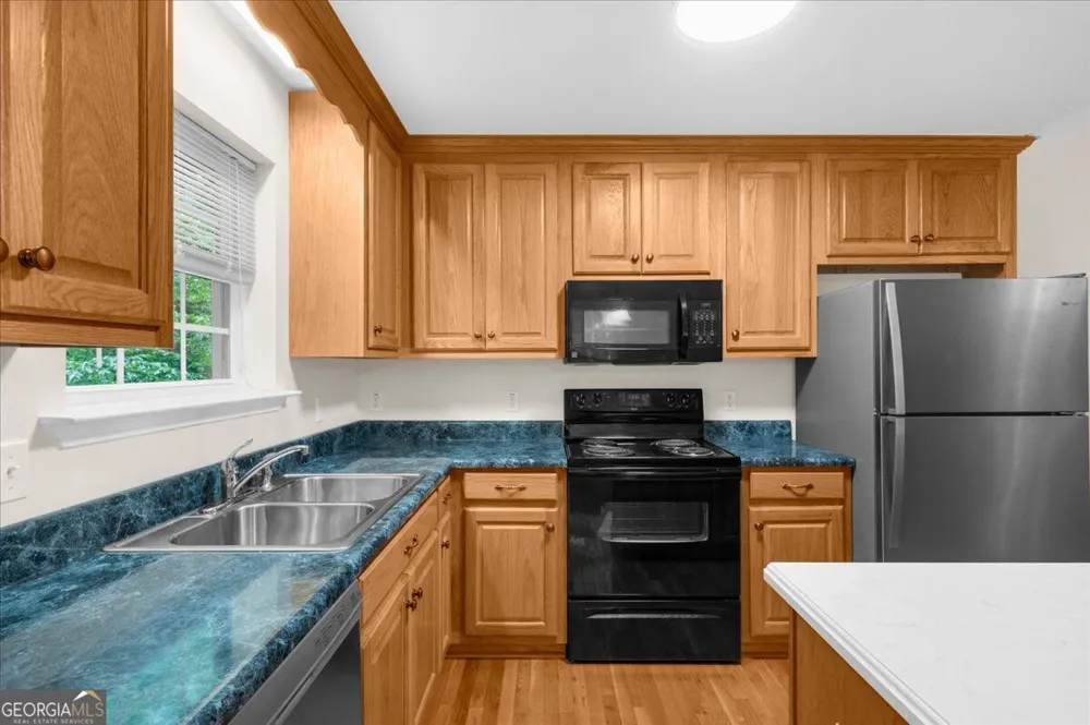 30 Chancel CIR Ellijay, GA 30540