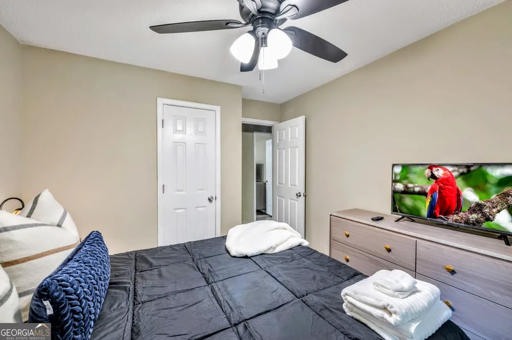 221 Remington LN Acworth, GA 30101