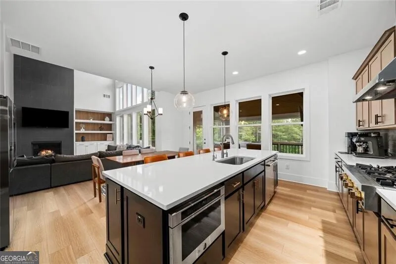 1071 Ridgeview RD Woodstock, GA 30188