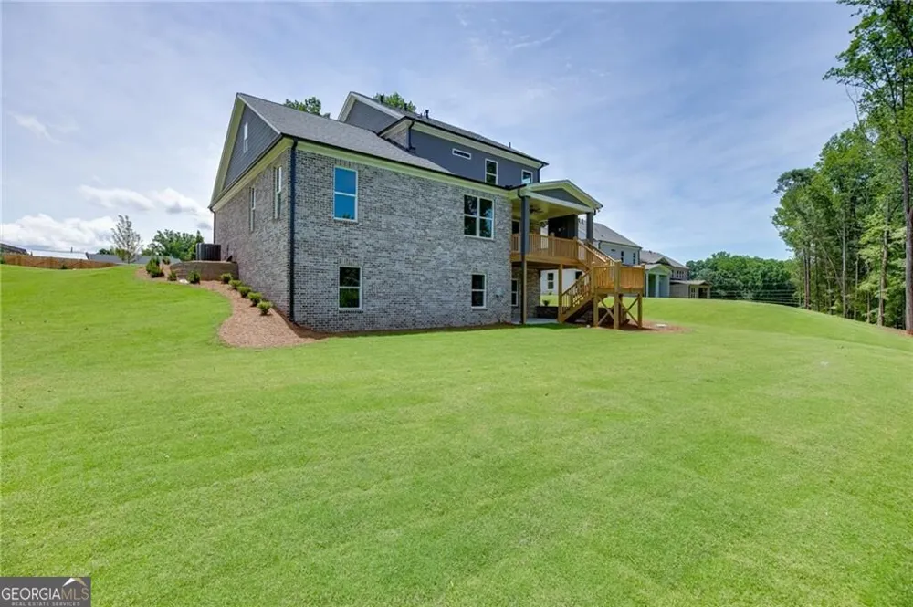 240 Wilbanks ST Buford, GA 30518