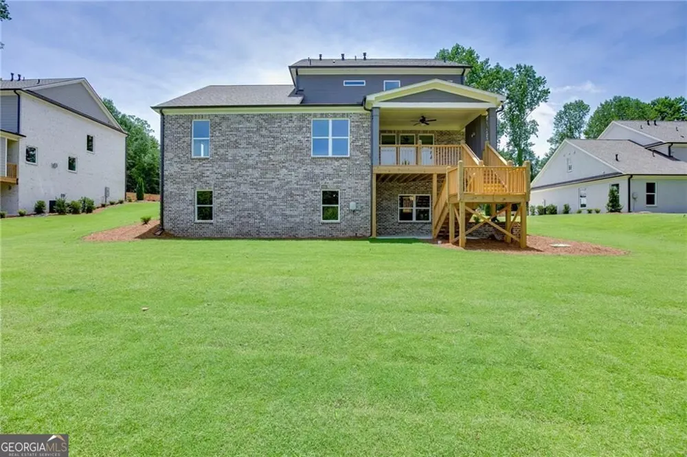 240 Wilbanks ST Buford, GA 30518
