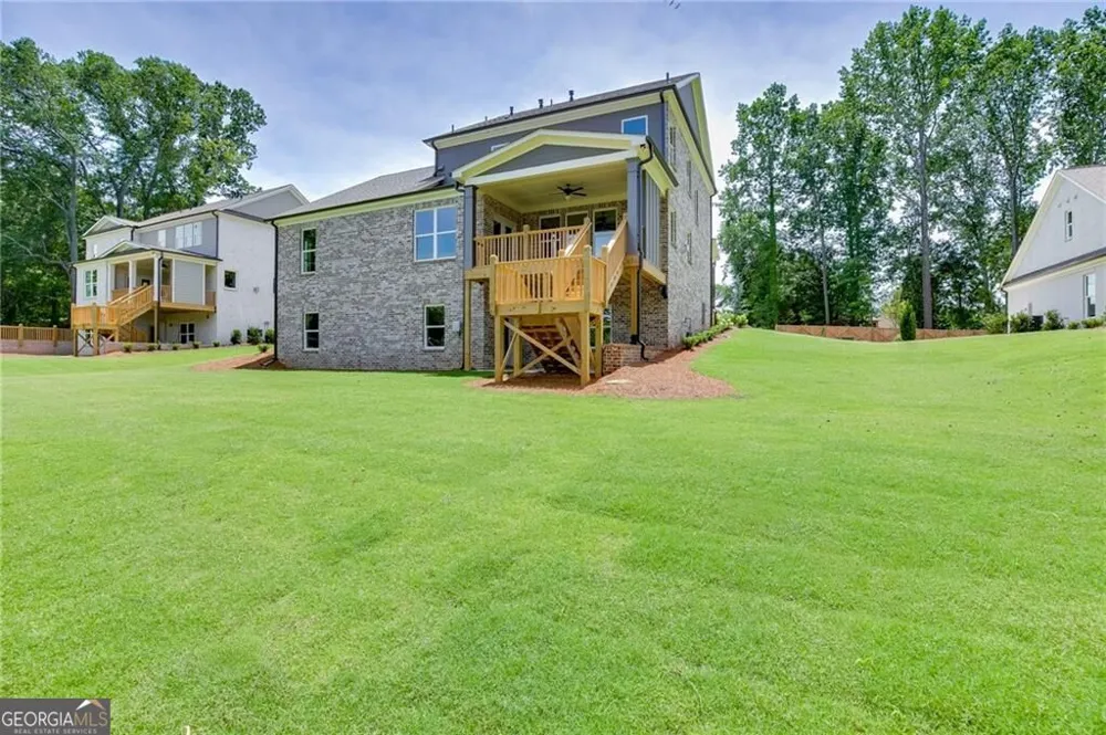 240 Wilbanks ST Buford, GA 30518