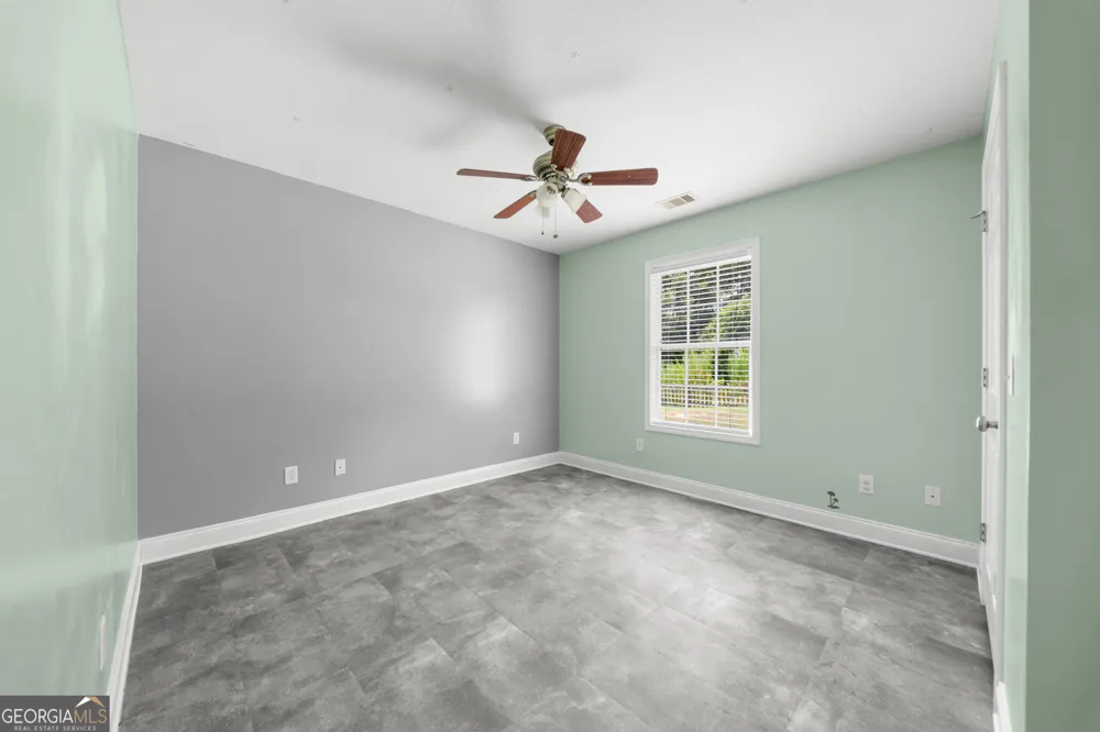 343 Longwood DR Statesboro, GA 30458