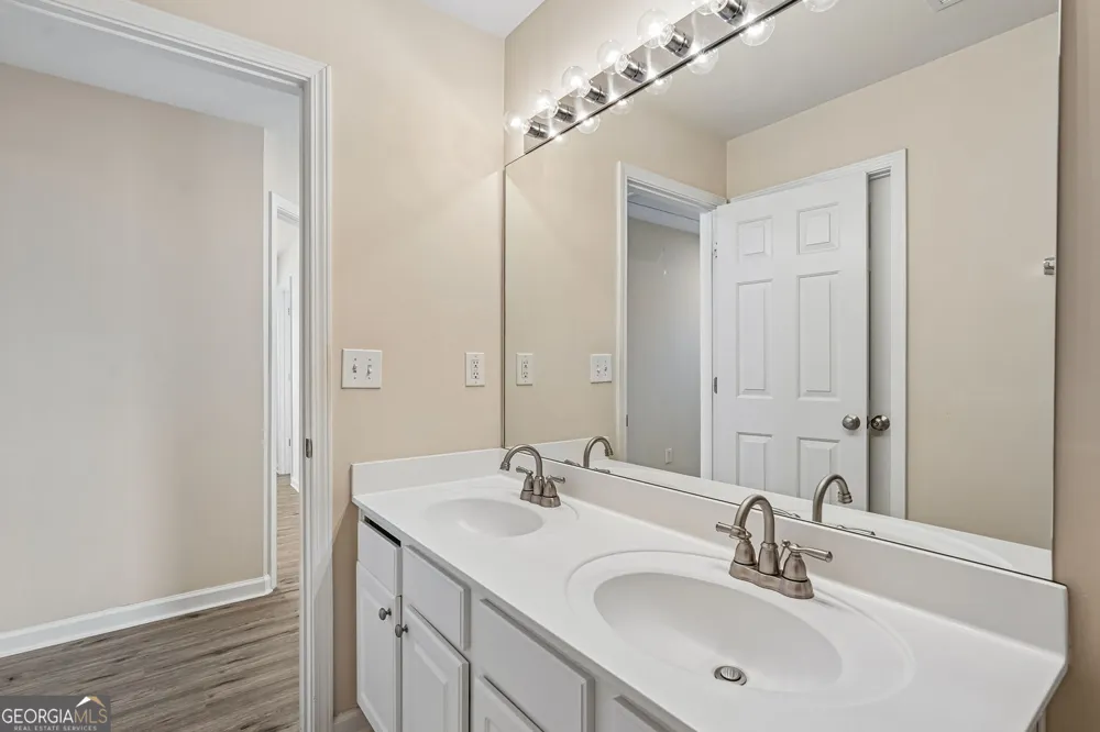 8080 Friarbridge DR Suwanee, GA 30024