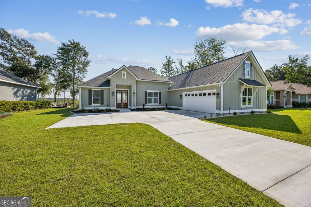 108 Maybird DR Kingsland, GA 31548