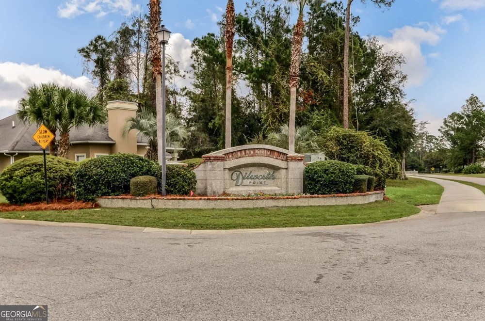 108 Maybird DR Kingsland, GA 31548