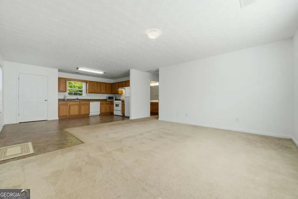 6955 Satterlee Woods LN Austell, GA 30168