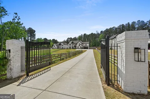2694 Thompson Mill RD