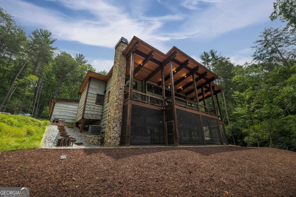 195 Moonshine WAY Blue Ridge, GA 30513