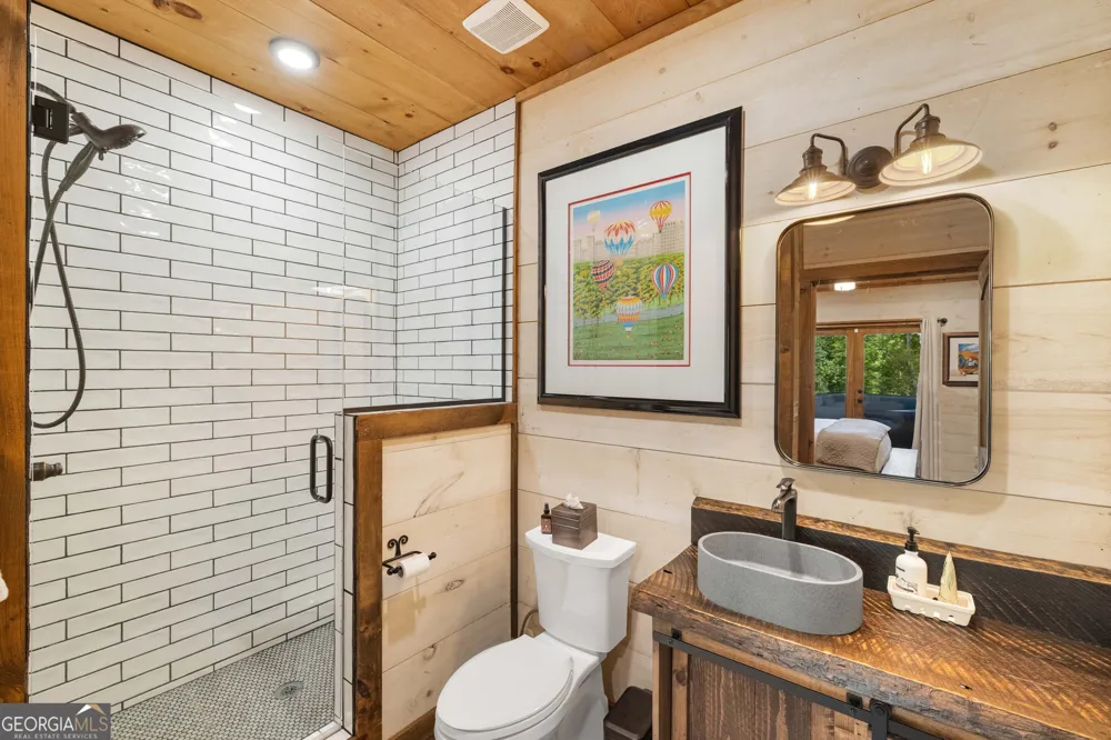 195 Moonshine WAY Blue Ridge, GA 30513