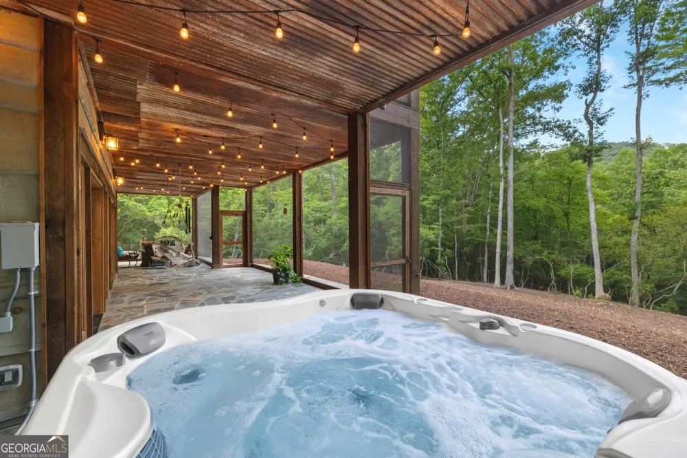 195 Moonshine WAY Blue Ridge, GA 30513