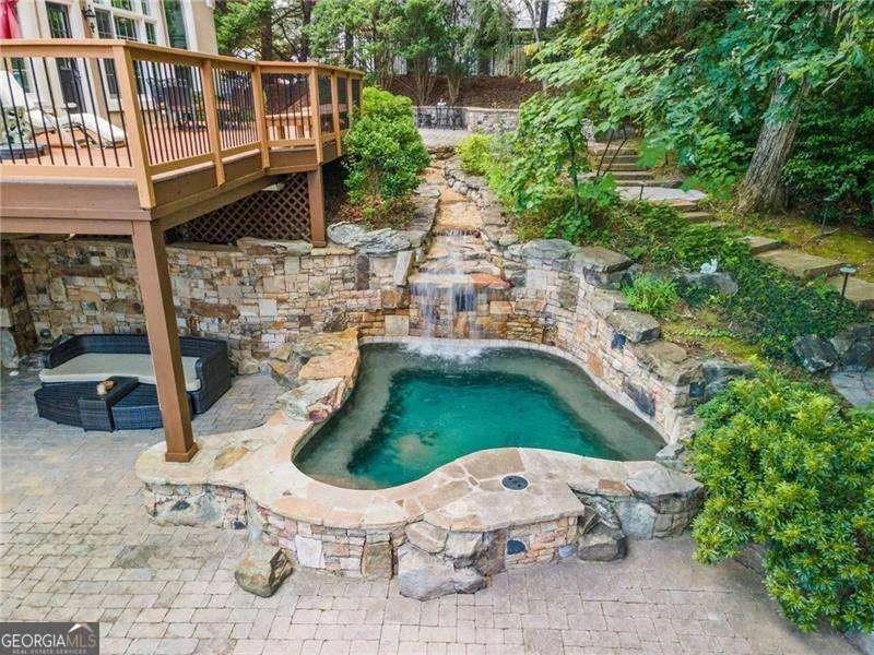 3915 Merriweather Woods Johns Creek, GA 30022