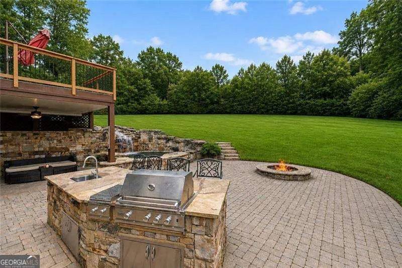 3915 Merriweather Woods Johns Creek, GA 30022