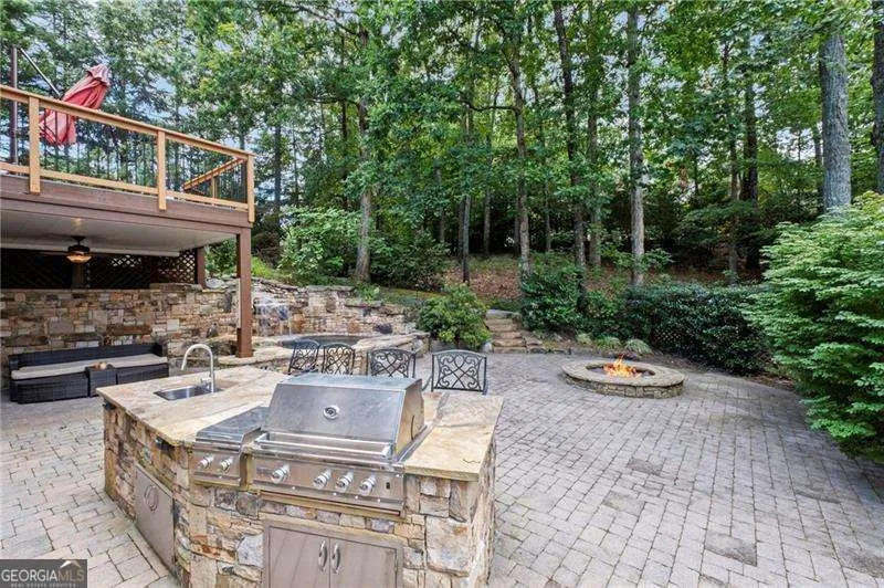 3915 Merriweather Woods Johns Creek, GA 30022