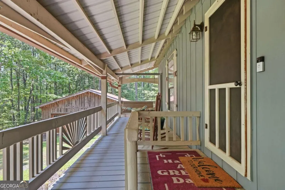 1525 Sperin RD Ball Ground, GA 30107