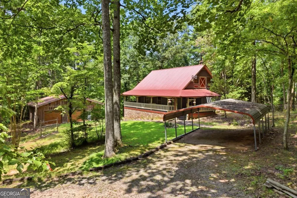 1525 Sperin RD Ball Ground, GA 30107