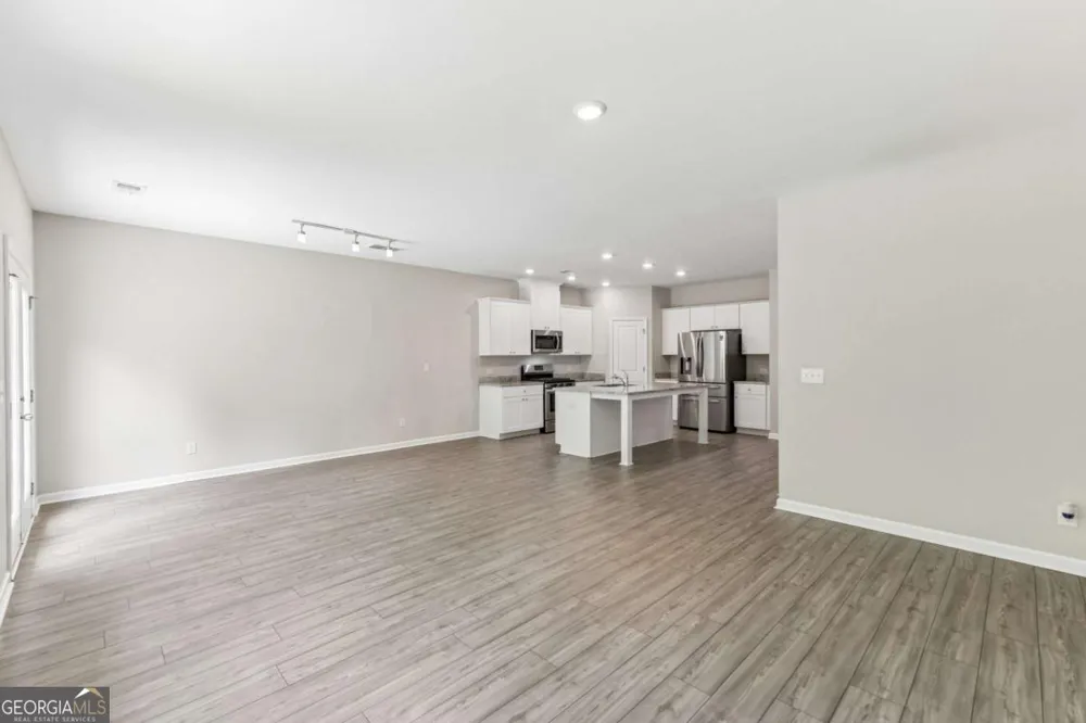 6032 Harbor Landing DR Buford, GA 30518