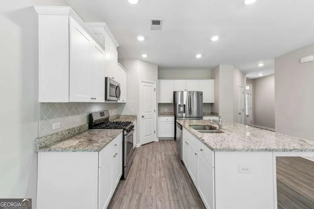 6032 Harbor Landing DR Buford, GA 30518