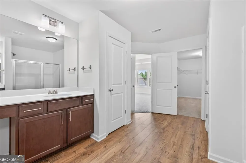 5524 Garens WAY Flowery Branch, GA 30542