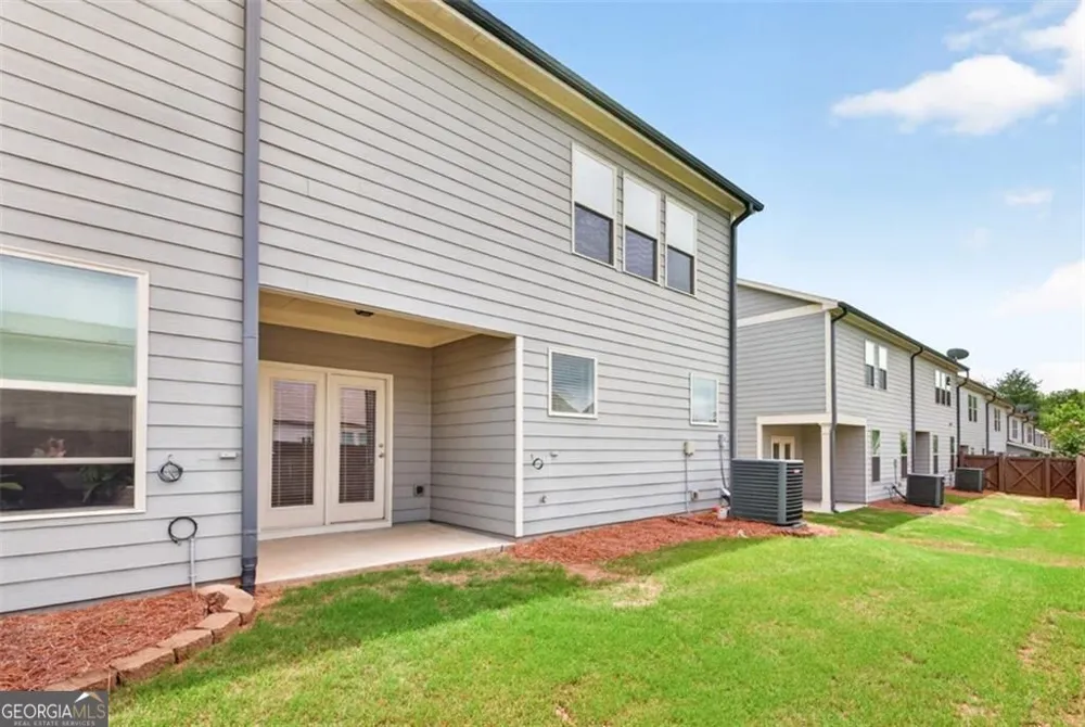 5524 Garens WAY Flowery Branch, GA 30542