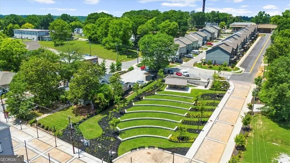 5524 Garens WAY Flowery Branch, GA 30542