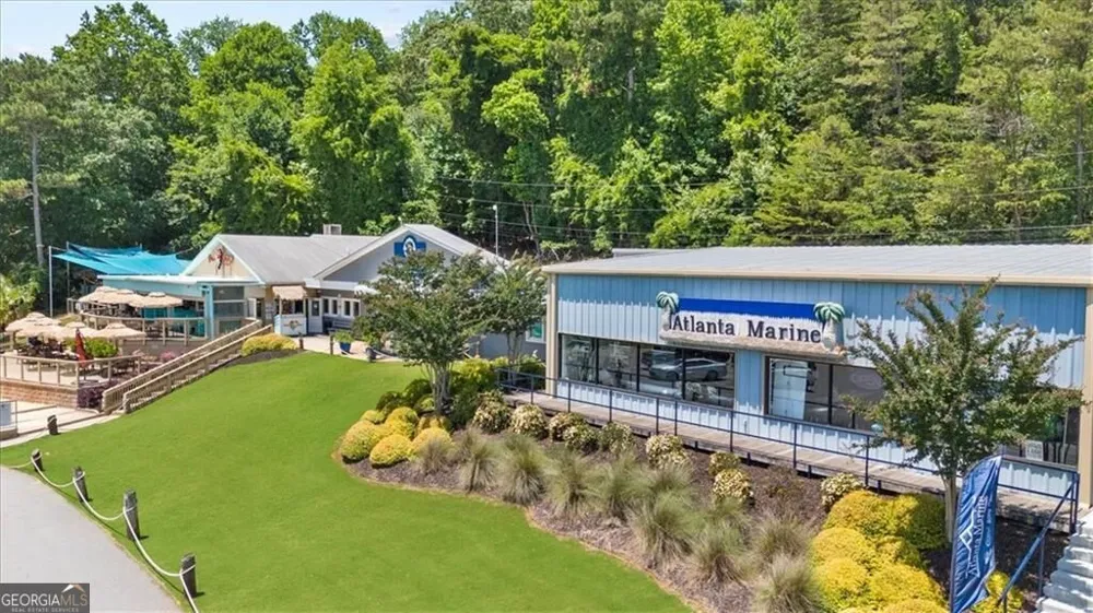 5524 Garens WAY Flowery Branch, GA 30542