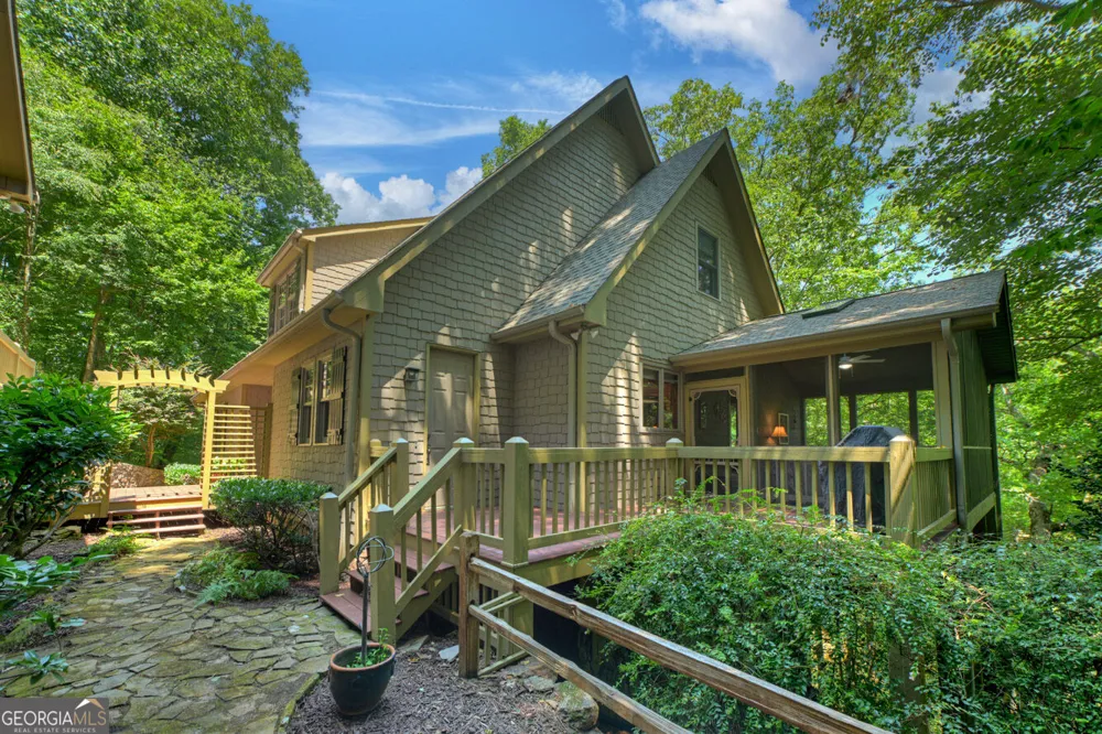 357 Goldmine TRL Ellijay, GA 30536
