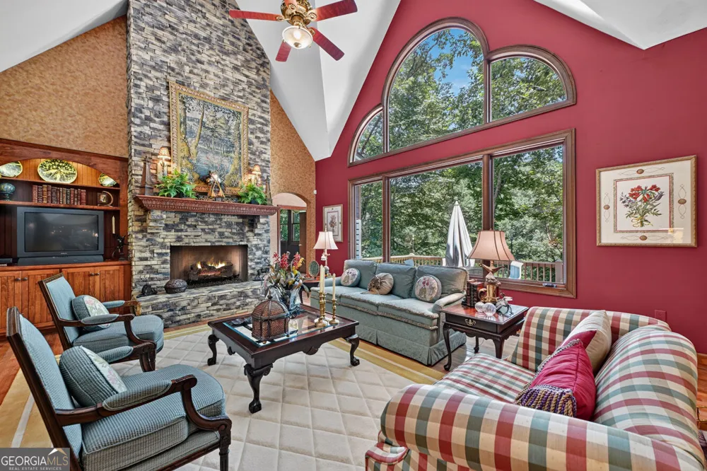 357 Goldmine TRL Ellijay, GA 30536