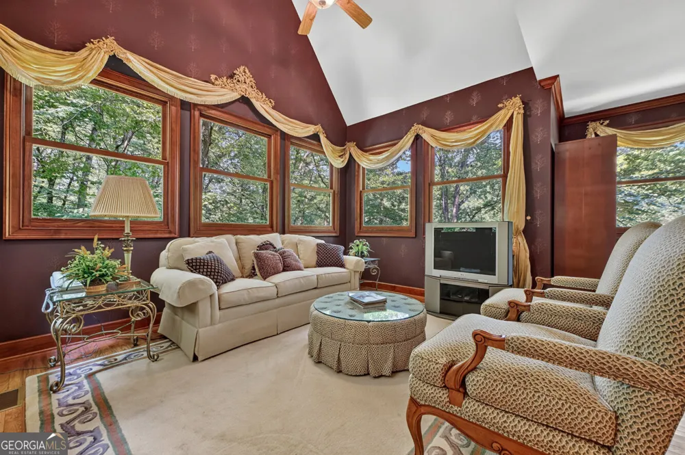 357 Goldmine TRL Ellijay, GA 30536