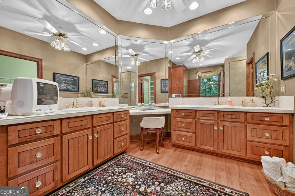 357 Goldmine TRL Ellijay, GA 30536
