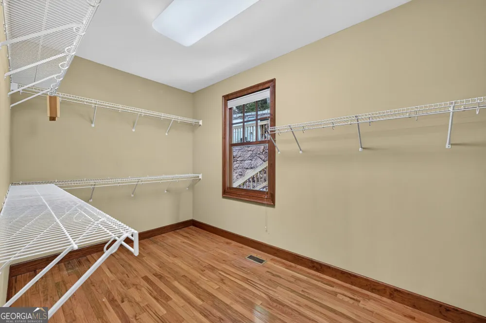 357 Goldmine TRL Ellijay, GA 30536