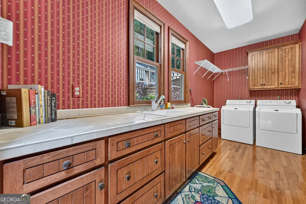357 Goldmine TRL Ellijay, GA 30536