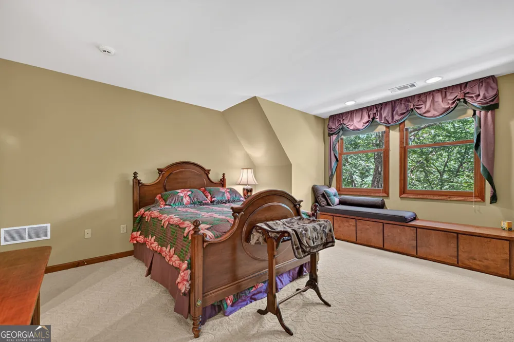 357 Goldmine TRL Ellijay, GA 30536