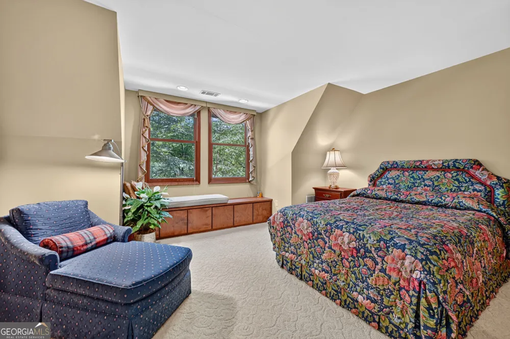 357 Goldmine TRL Ellijay, GA 30536