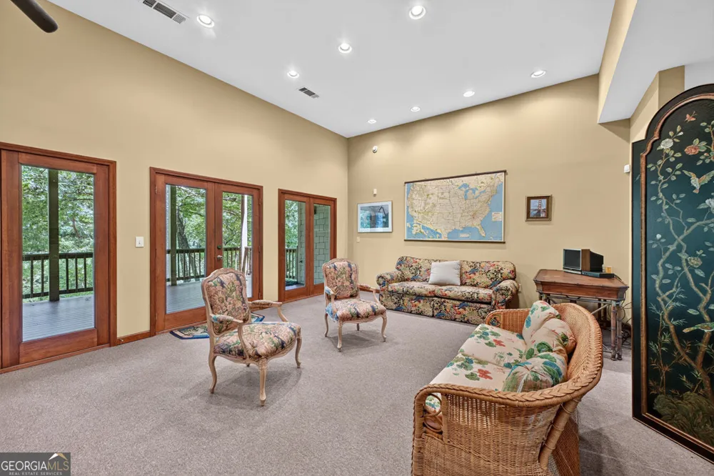 357 Goldmine TRL Ellijay, GA 30536