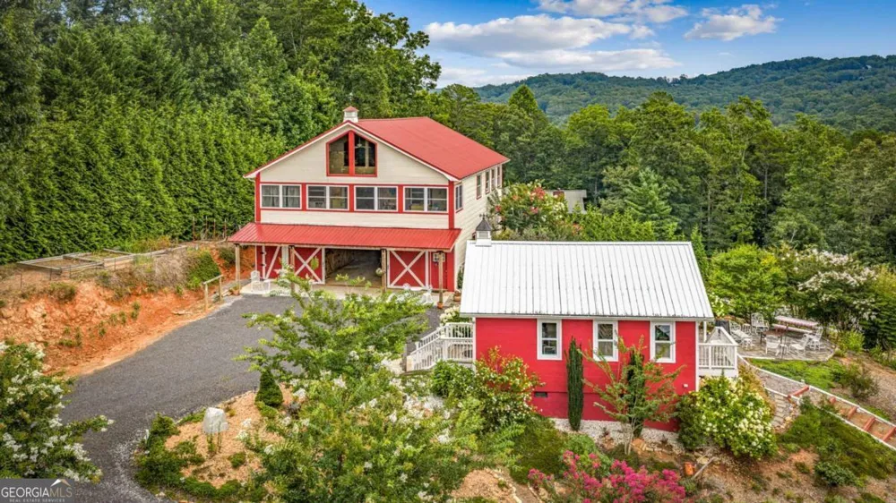 53 Fox RUN Blue Ridge, GA 30513