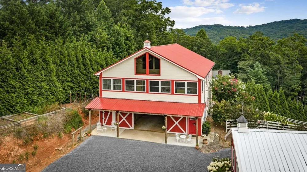 53 Fox RUN Blue Ridge, GA 30513