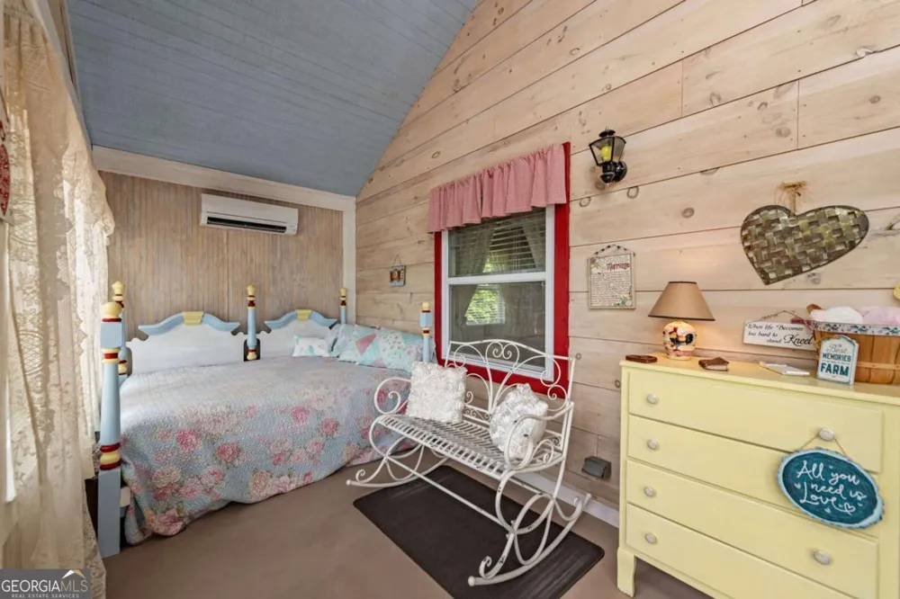 53 Fox RUN Blue Ridge, GA 30513