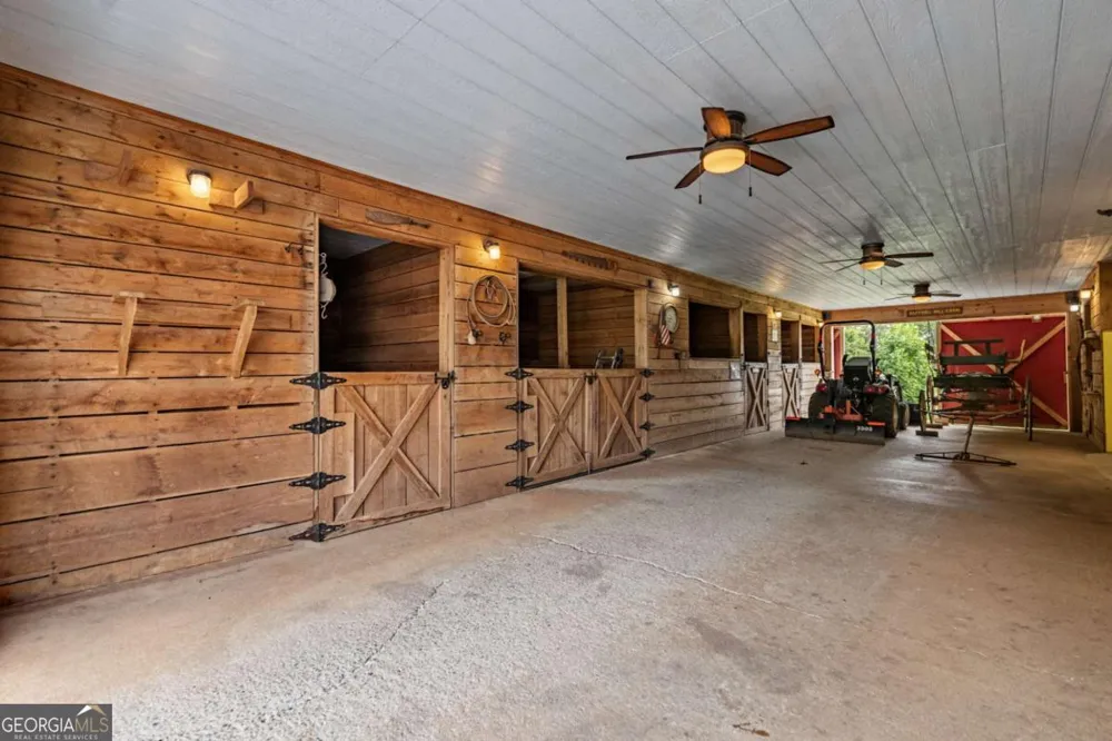 53 Fox RUN Blue Ridge, GA 30513