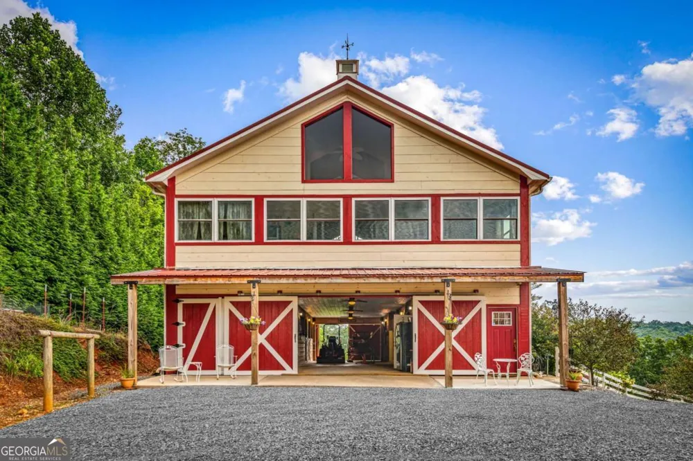 53 Fox RUN Blue Ridge, GA 30513