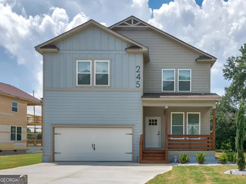 245 Lakeview DR