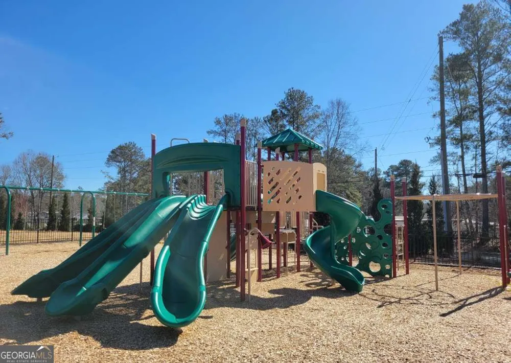 134 Oakchase Park LN Hampton, GA 30228