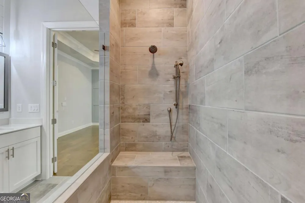 4536 Molder DR Buford, GA 30518