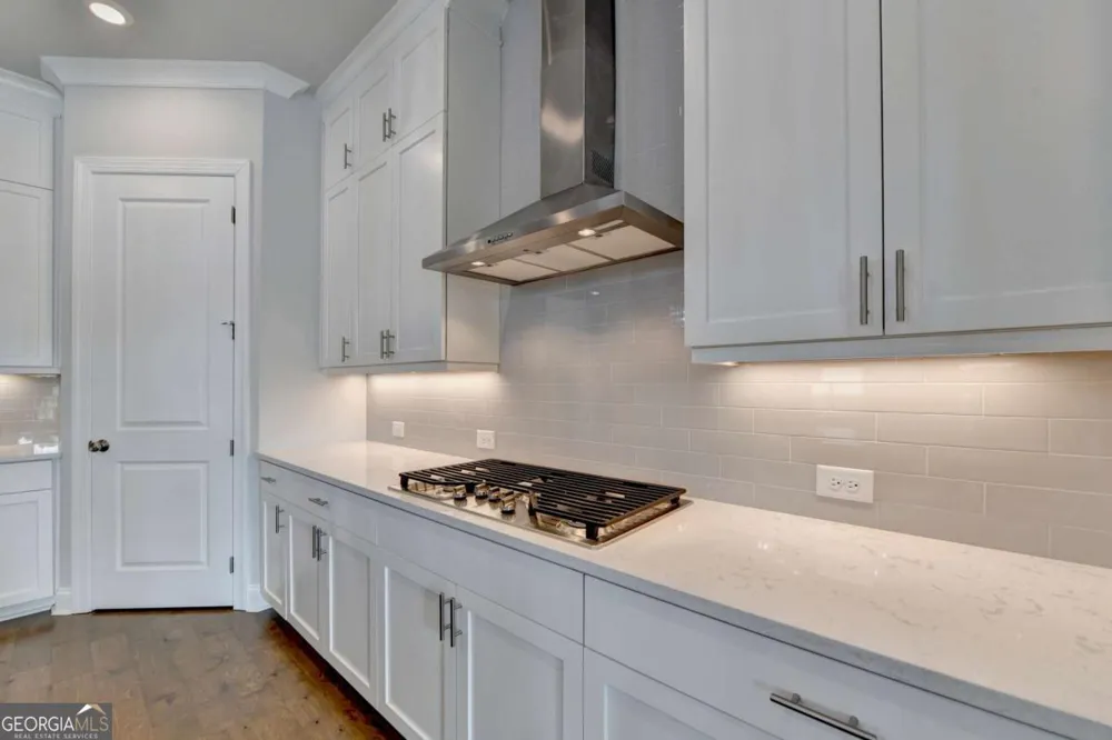 4536 Molder DR Buford, GA 30518