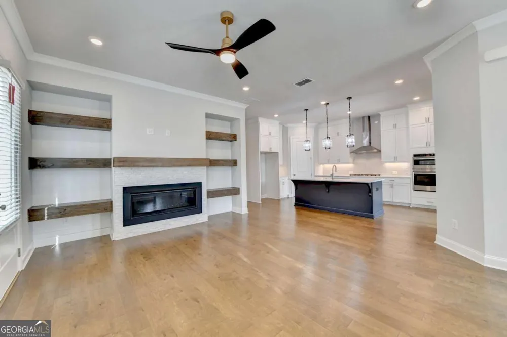 4536 Molder DR Buford, GA 30518